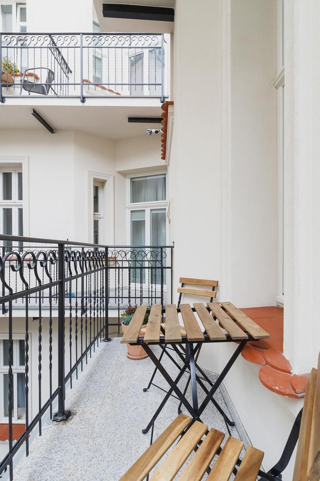 With Balcony - Rakowicka 6 Street